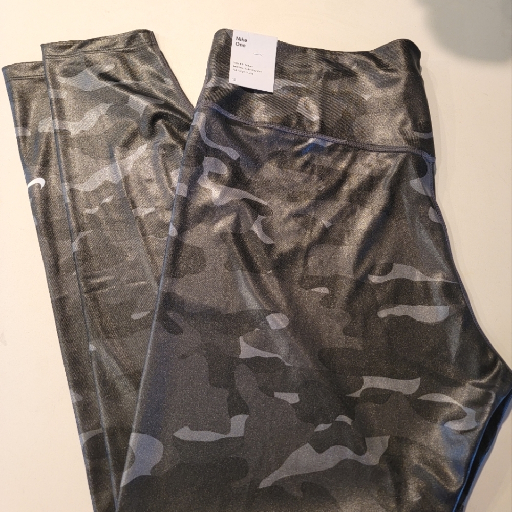 Nike -full length leggings